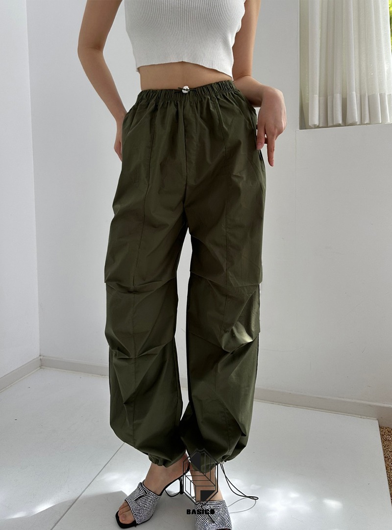 pleated string cargo pants