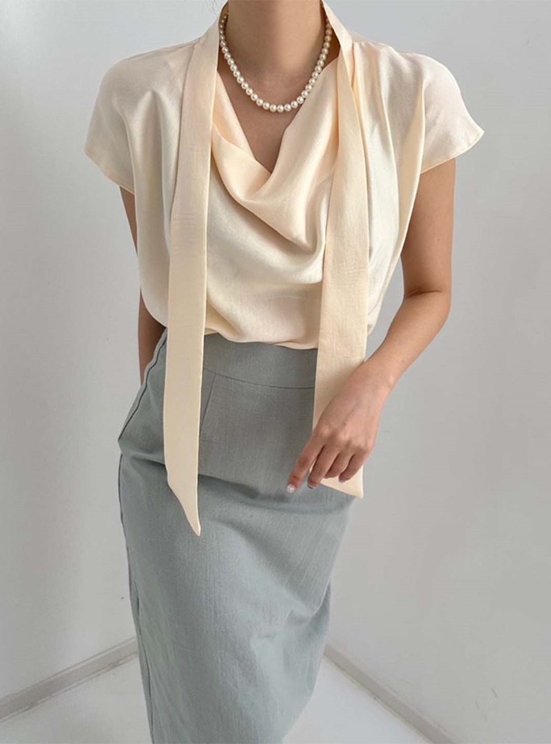 pastel short-sleeved scarf blouse